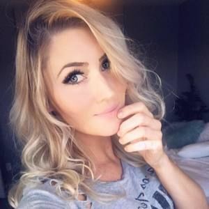 Meet your Posher, Christa